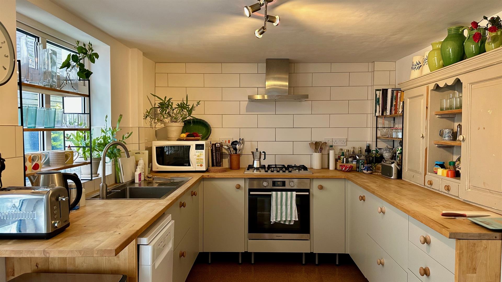 4 bed property in Southwater Road, St Leonards On Sea